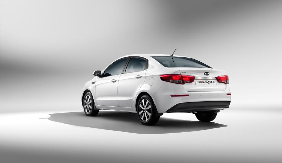  Kia Rio Sedan 2015 года  (CIS) (фото 11 из 20)